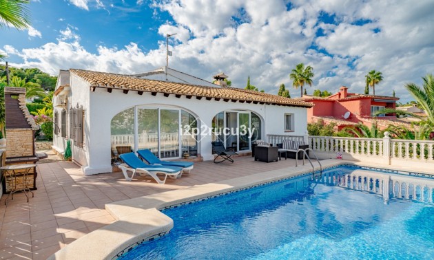Villa - zum Verkauf - Teulada - Moraira