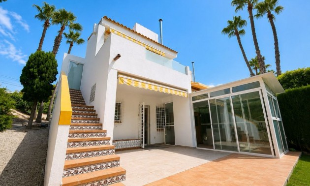 Villa - zum Verkauf - Villamartin - Villamartin