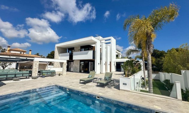 Villa - zum Verkauf - Villamartin - Villamartin