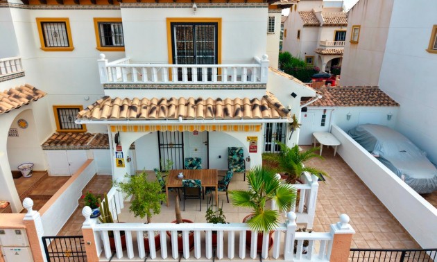 Villa - zum Verkauf - Villamartin - Villamartin
