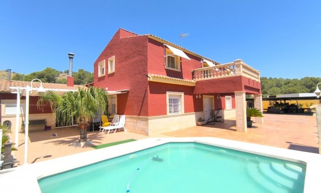 Villa - zum Verkauf - Yecla - CSPX-43043