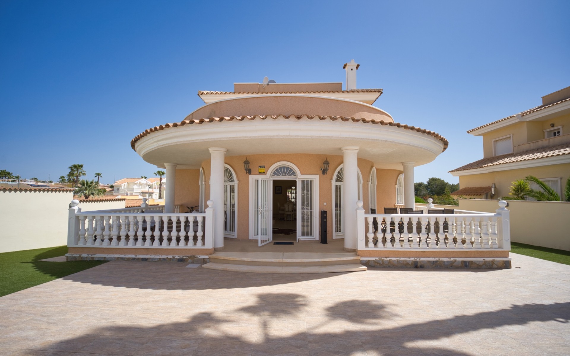  - Villa - 