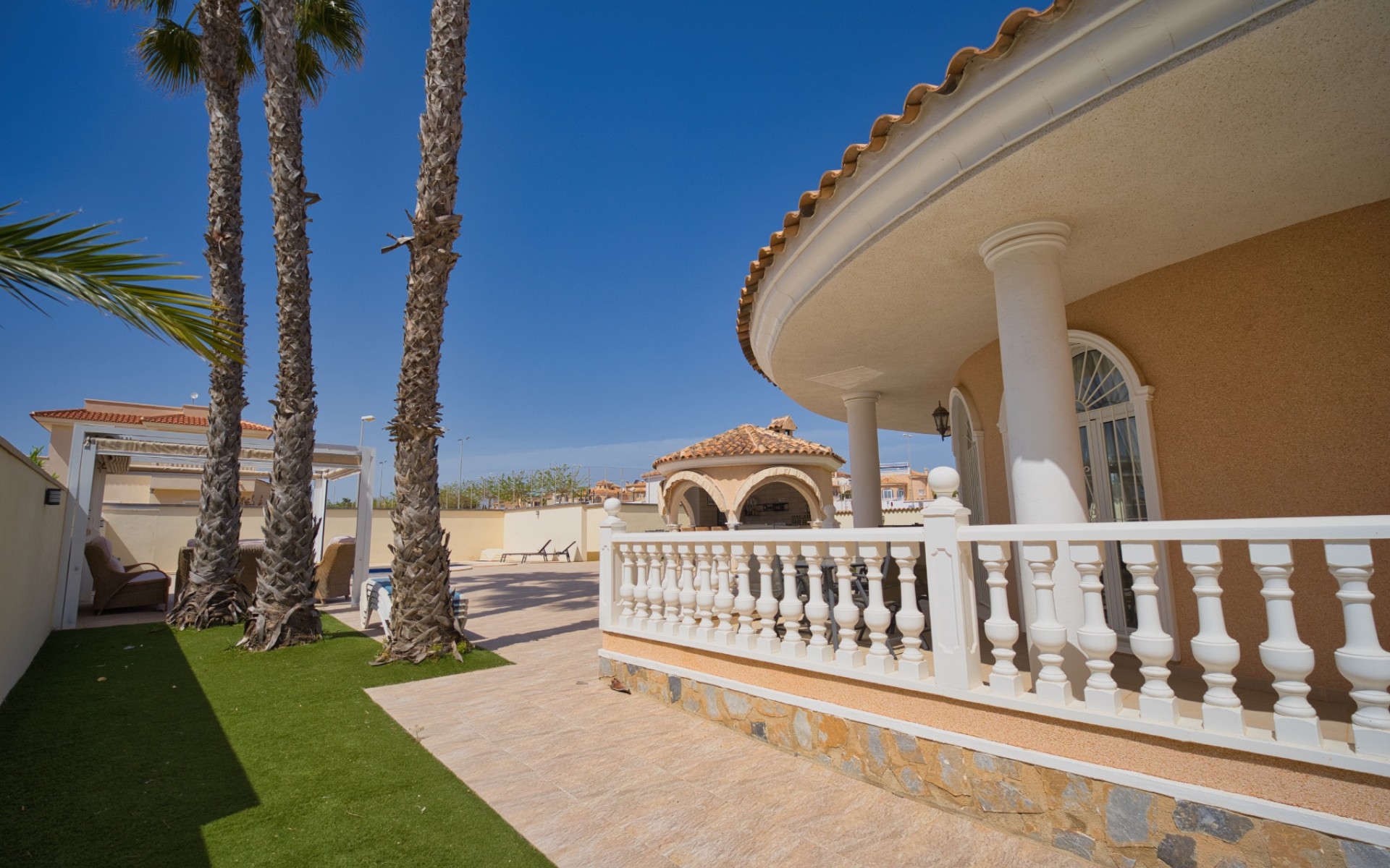  - Villa - 