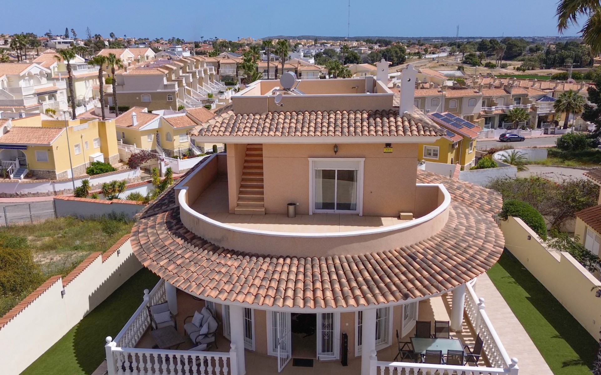  - Villa - 