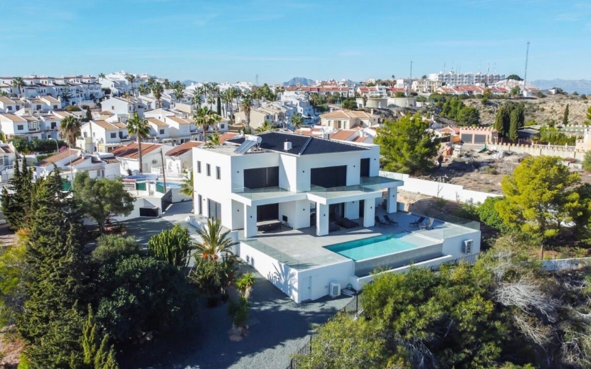  - Villa - 