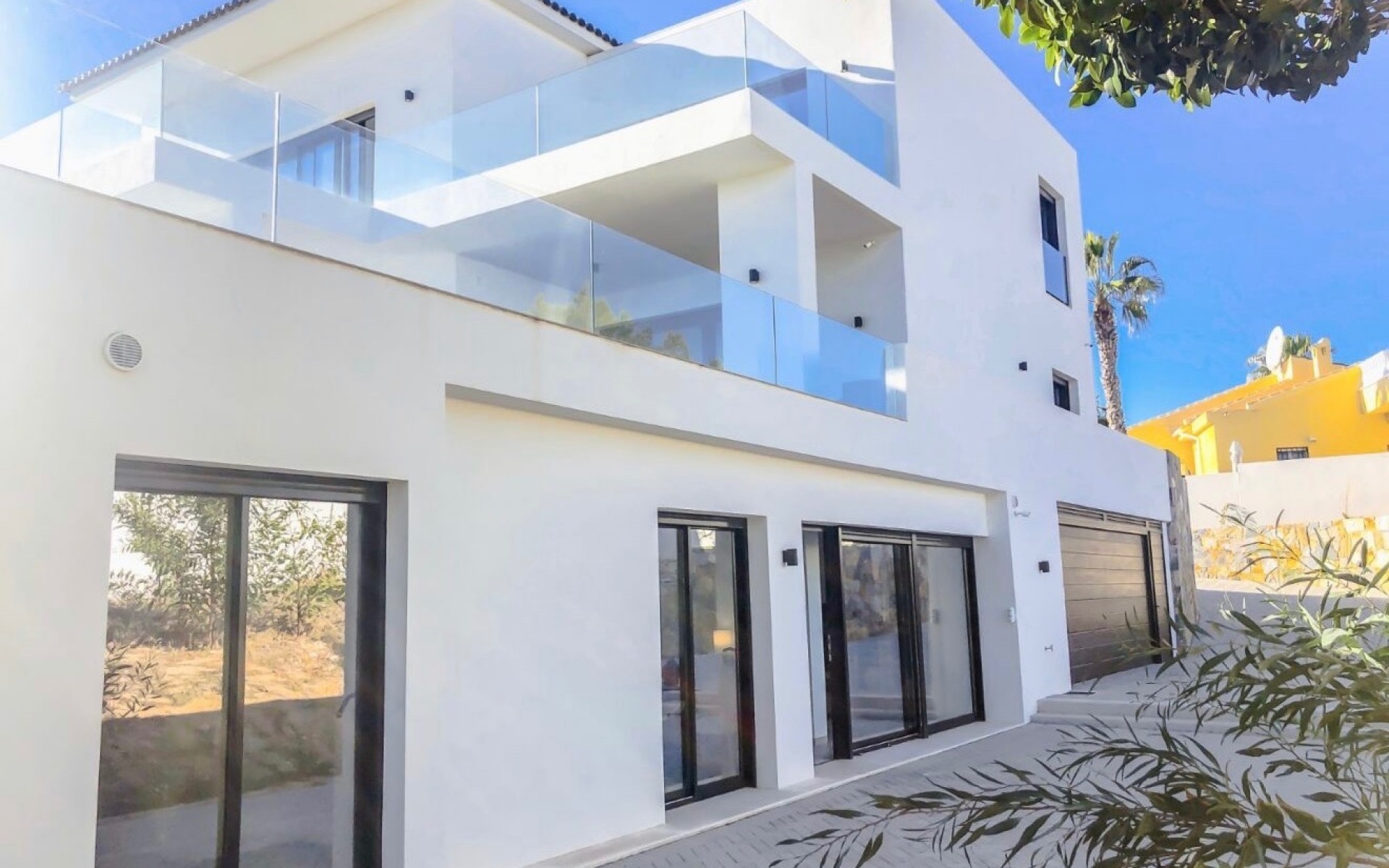  - Villa - 