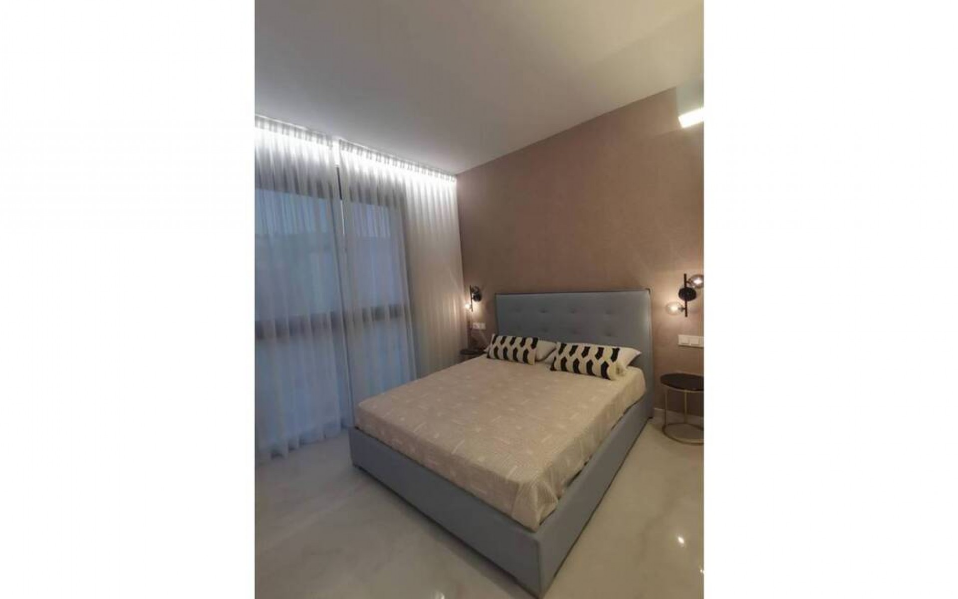  - Villa - 