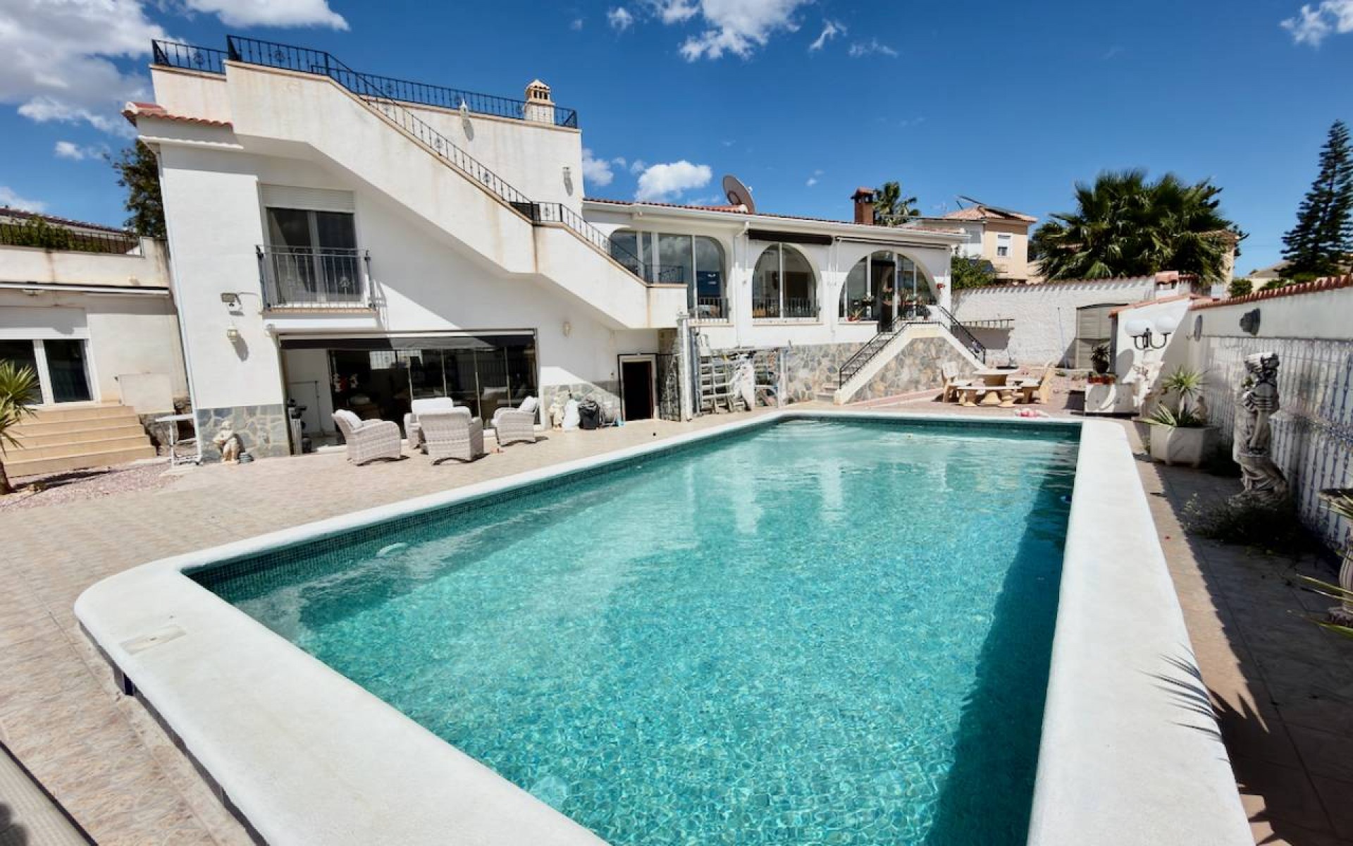  - Villa - 