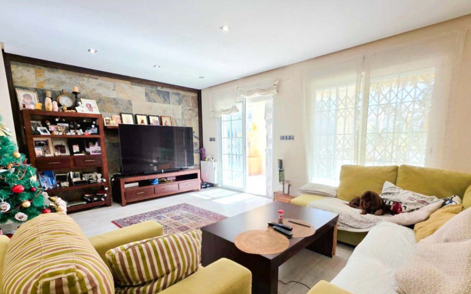  - Villa - 