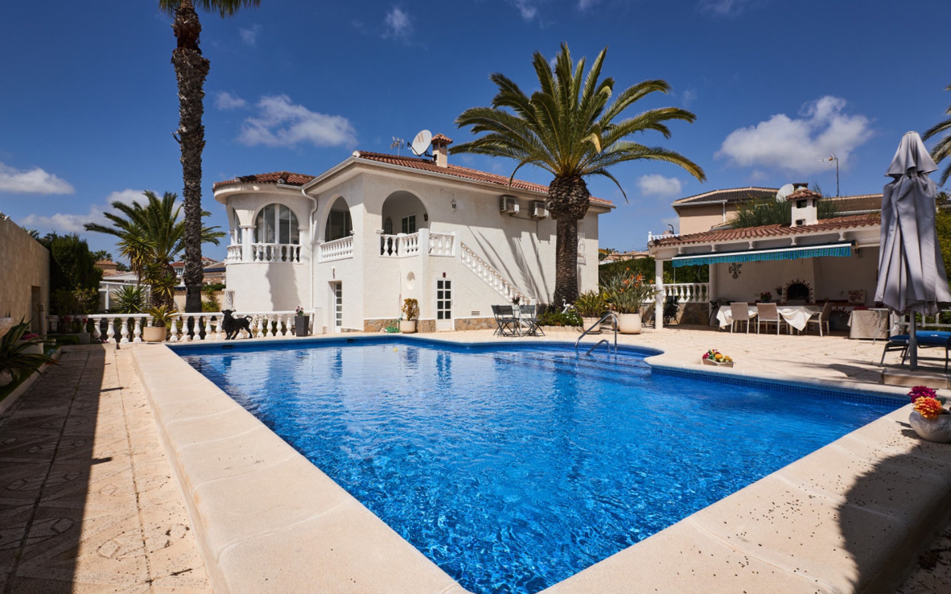 - Villa - 