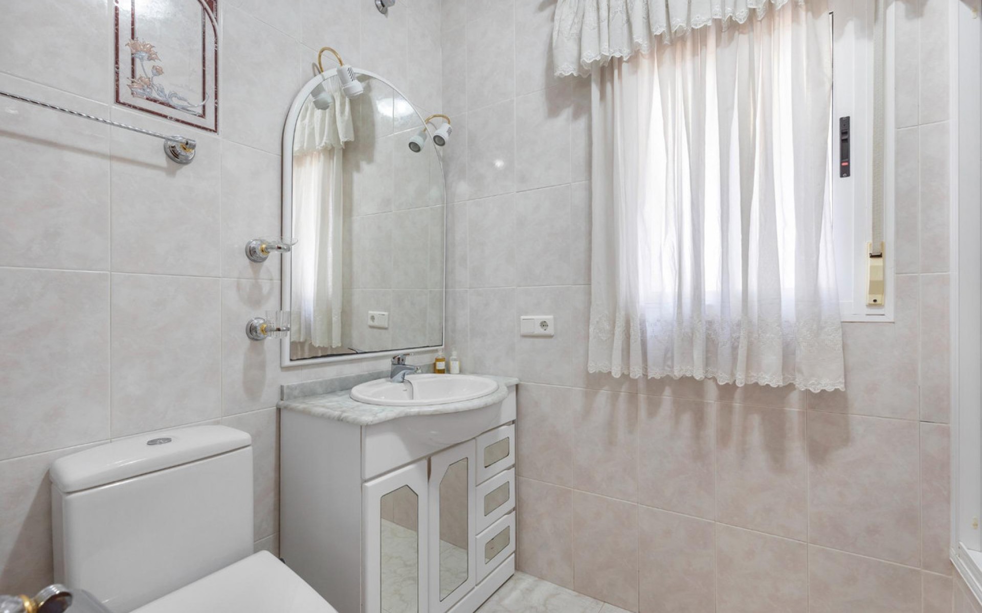  - Villa - 