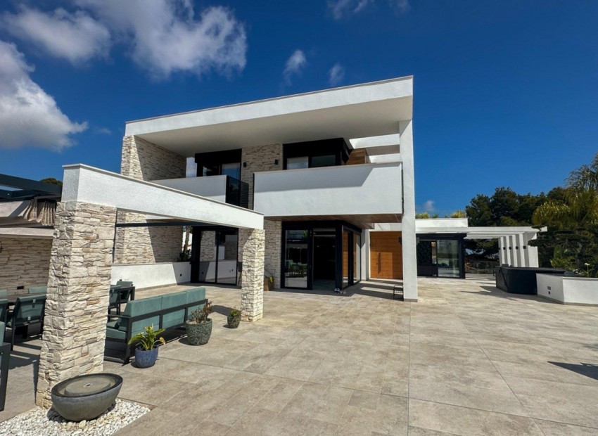  - Villa - 