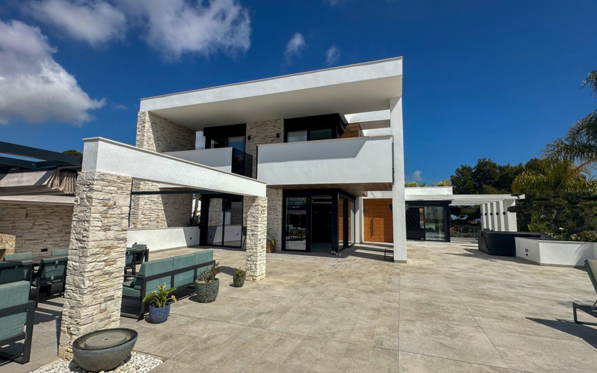  - Villa - 