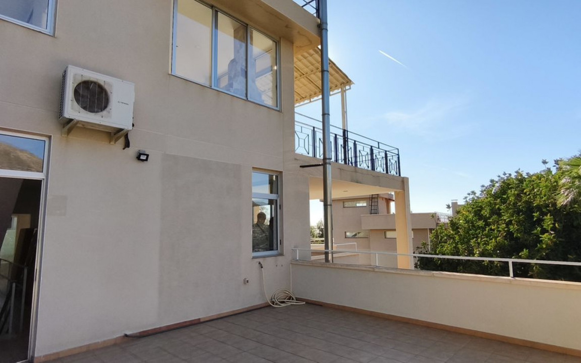  - Villa - 