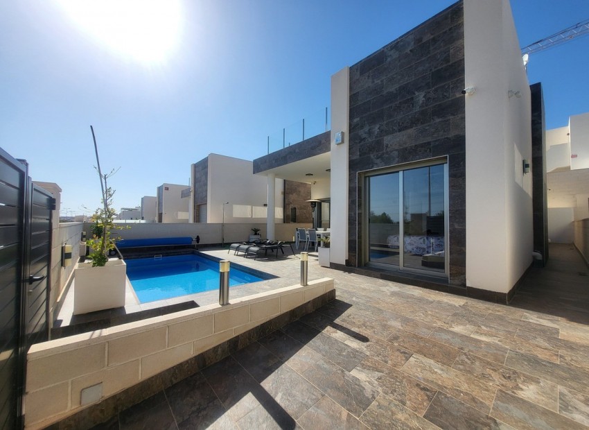  - Villa - 