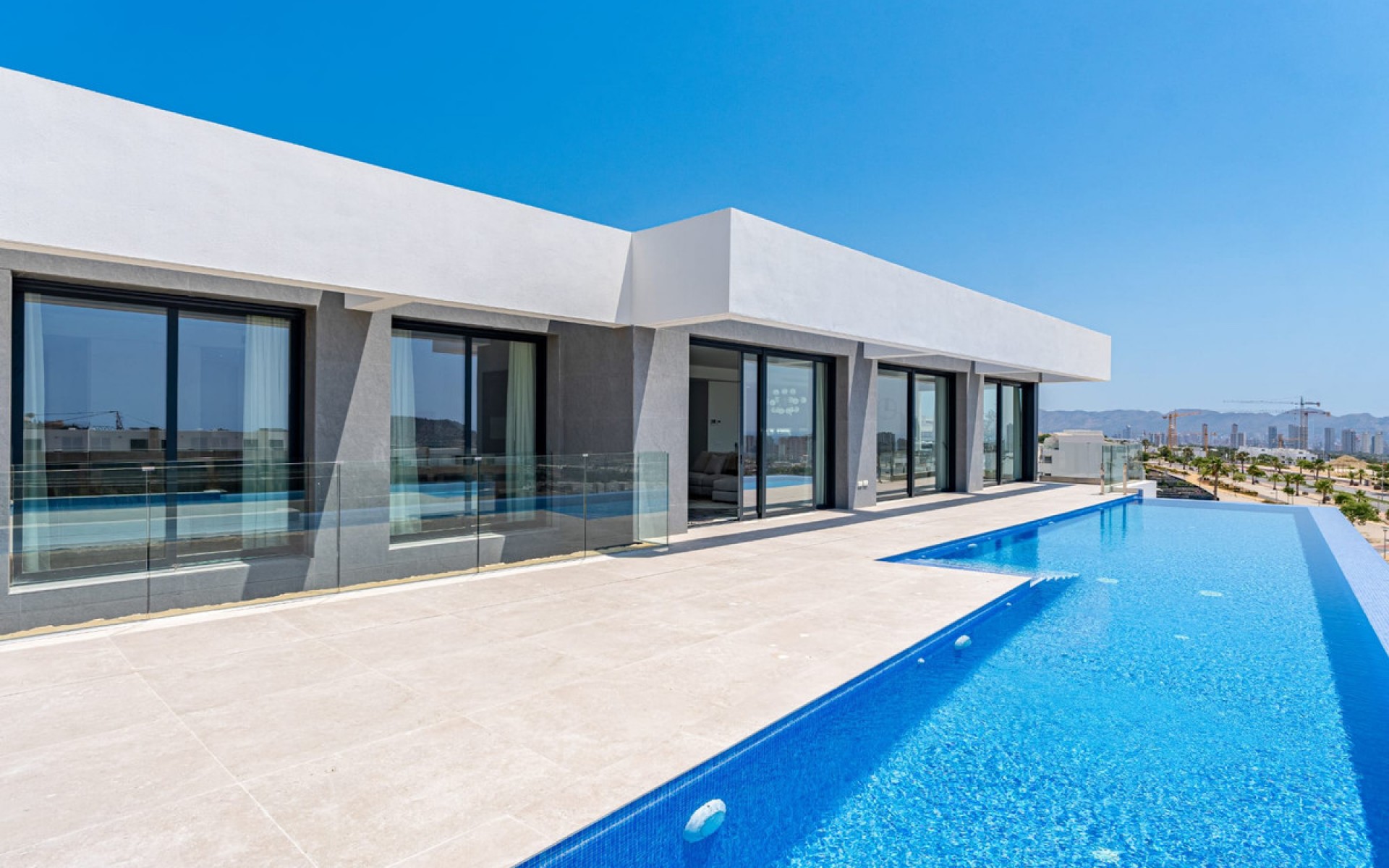 - Villa - 