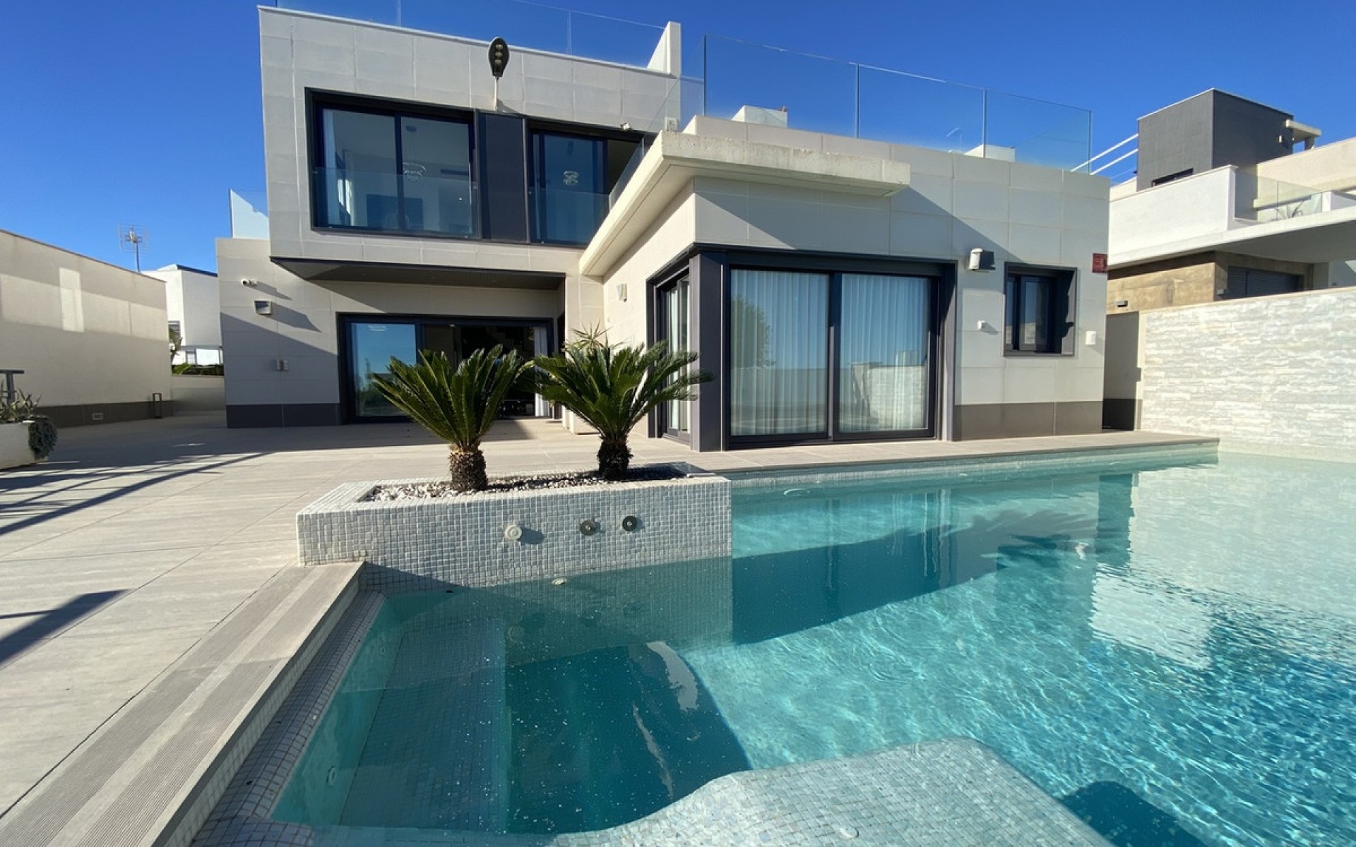  - Villa - 
