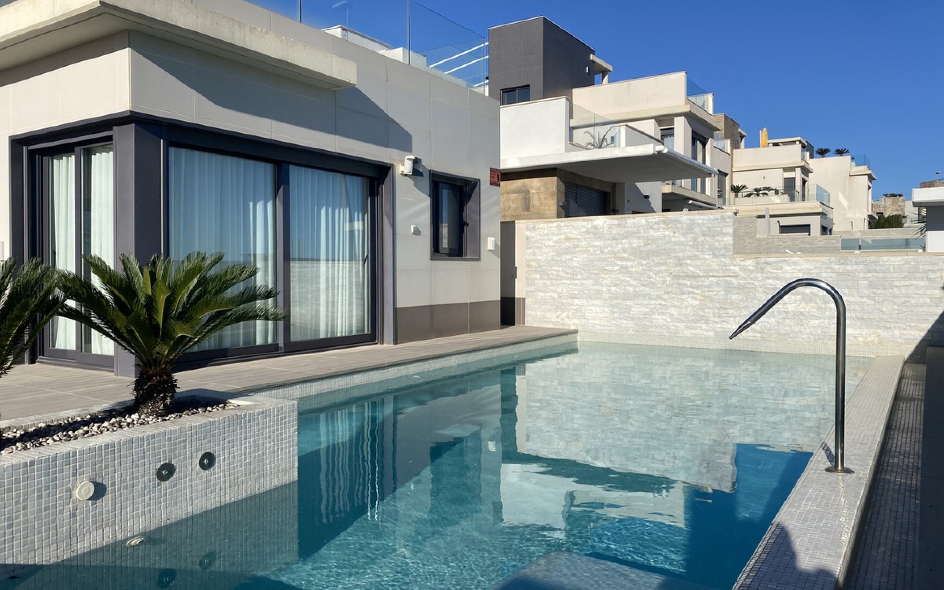  - Villa - 
