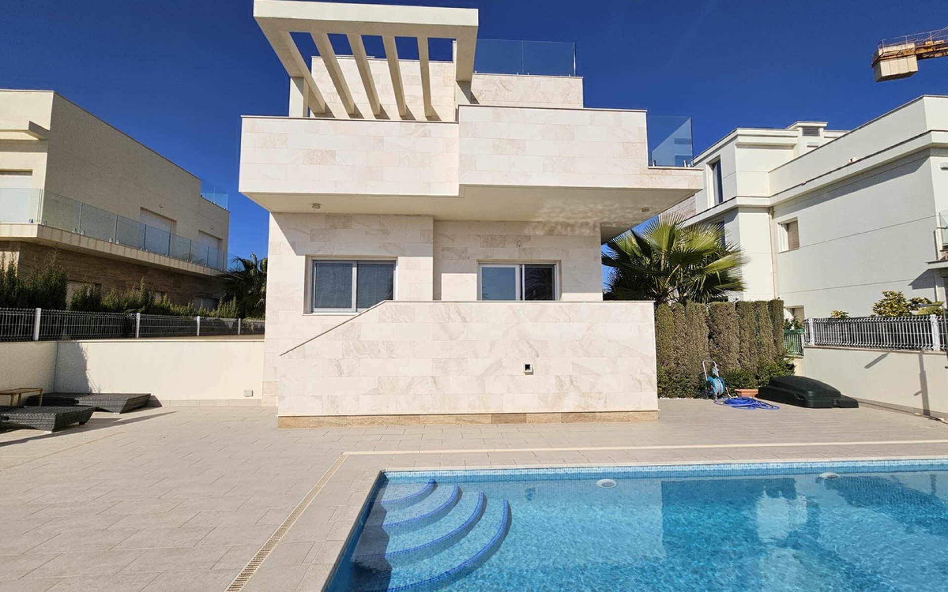  - Villa - 