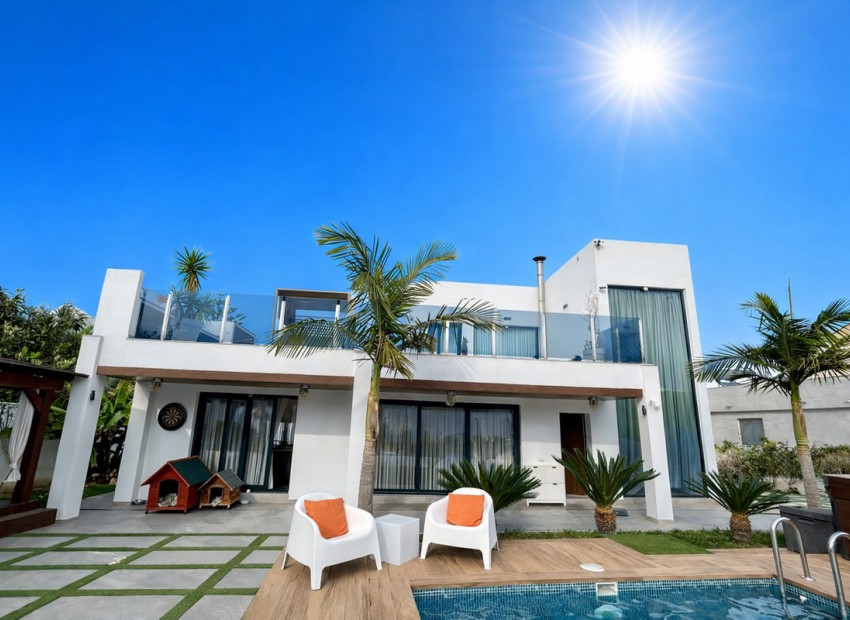  - Villa - 