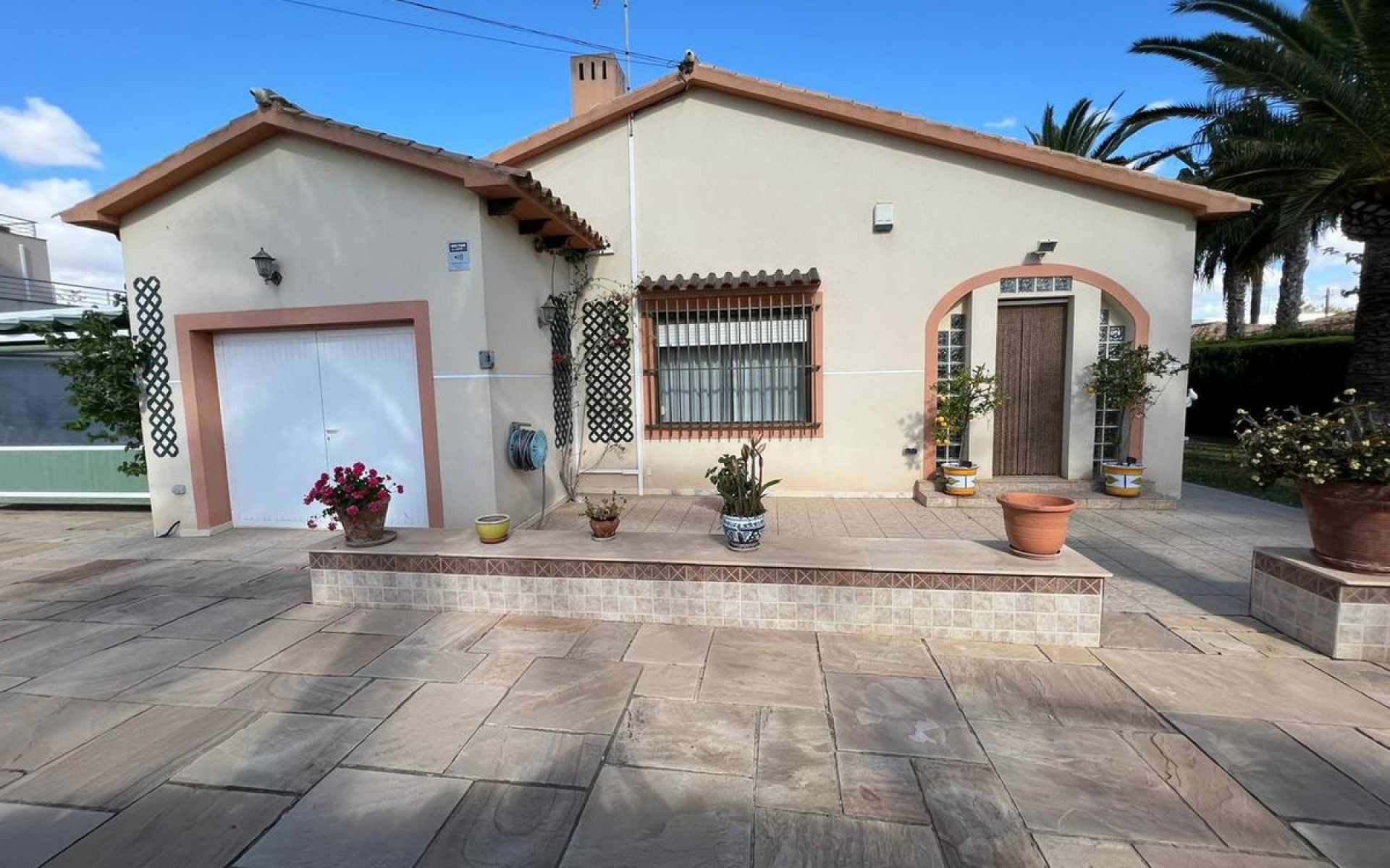  - Villa - 
