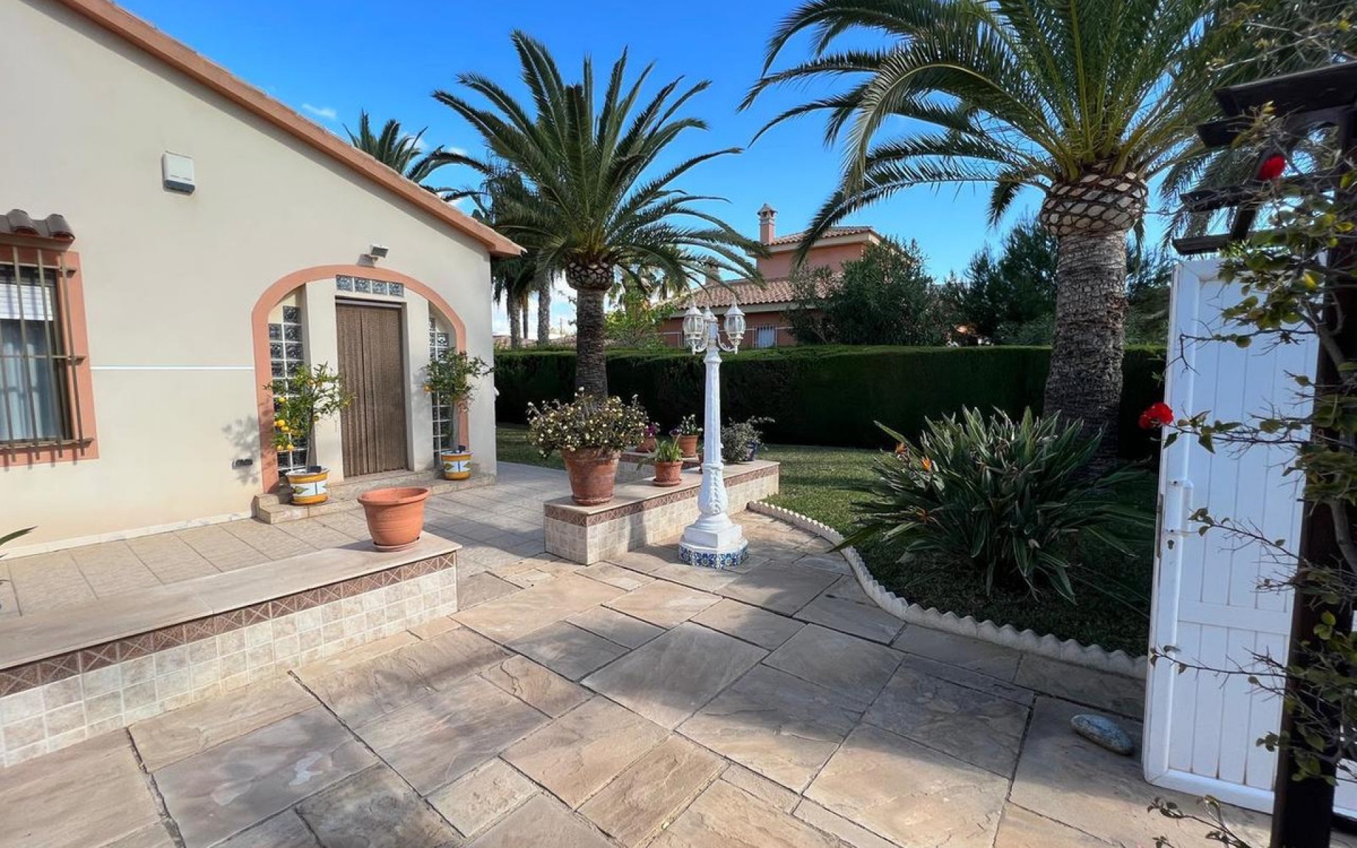  - Villa - 