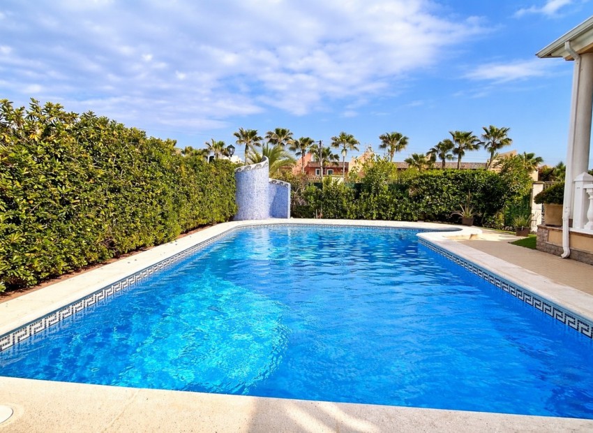  - Villa - 