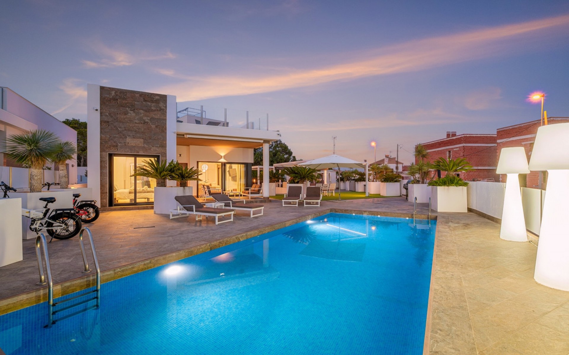  - Villa - 