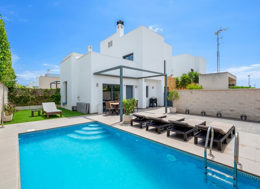  - Villa - 