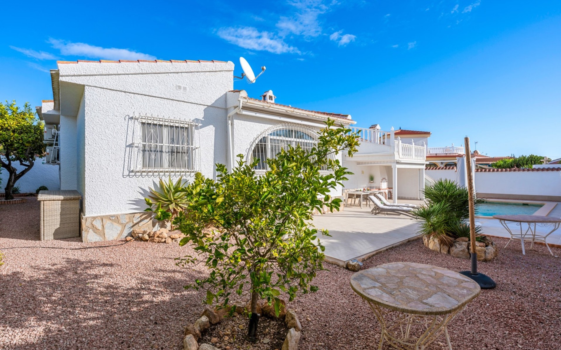  - Villa - 