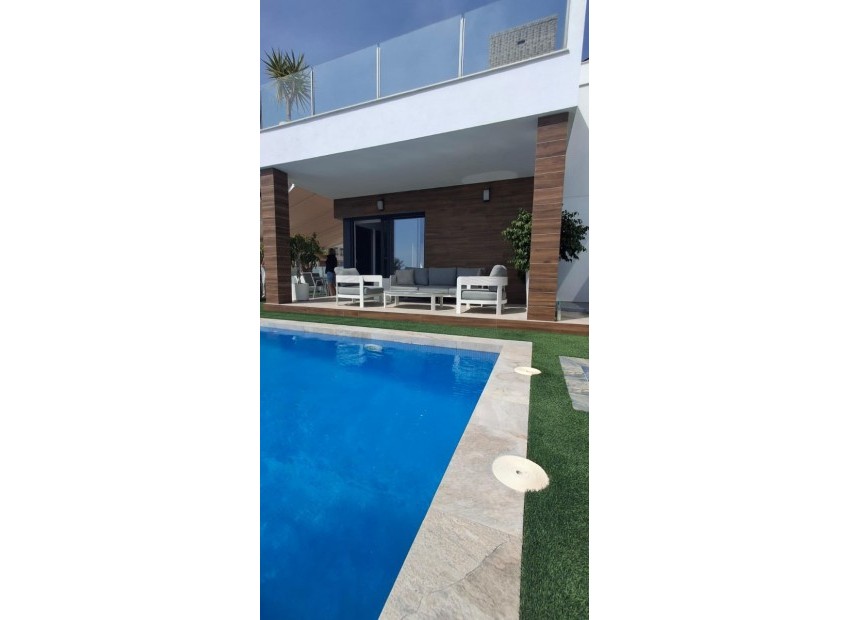  - Villa - 