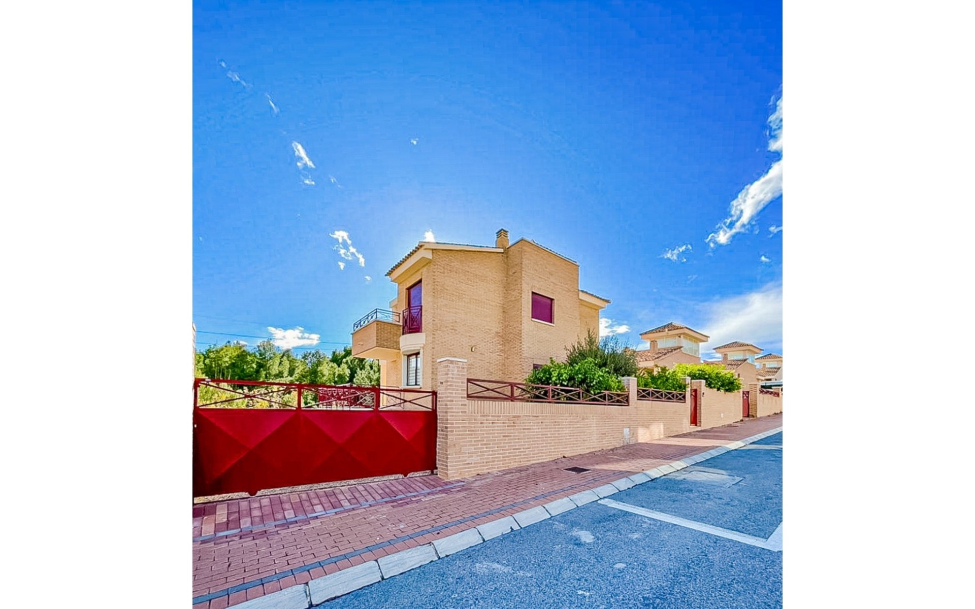  - Villa - 