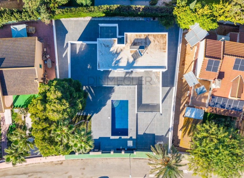  - Villa - 