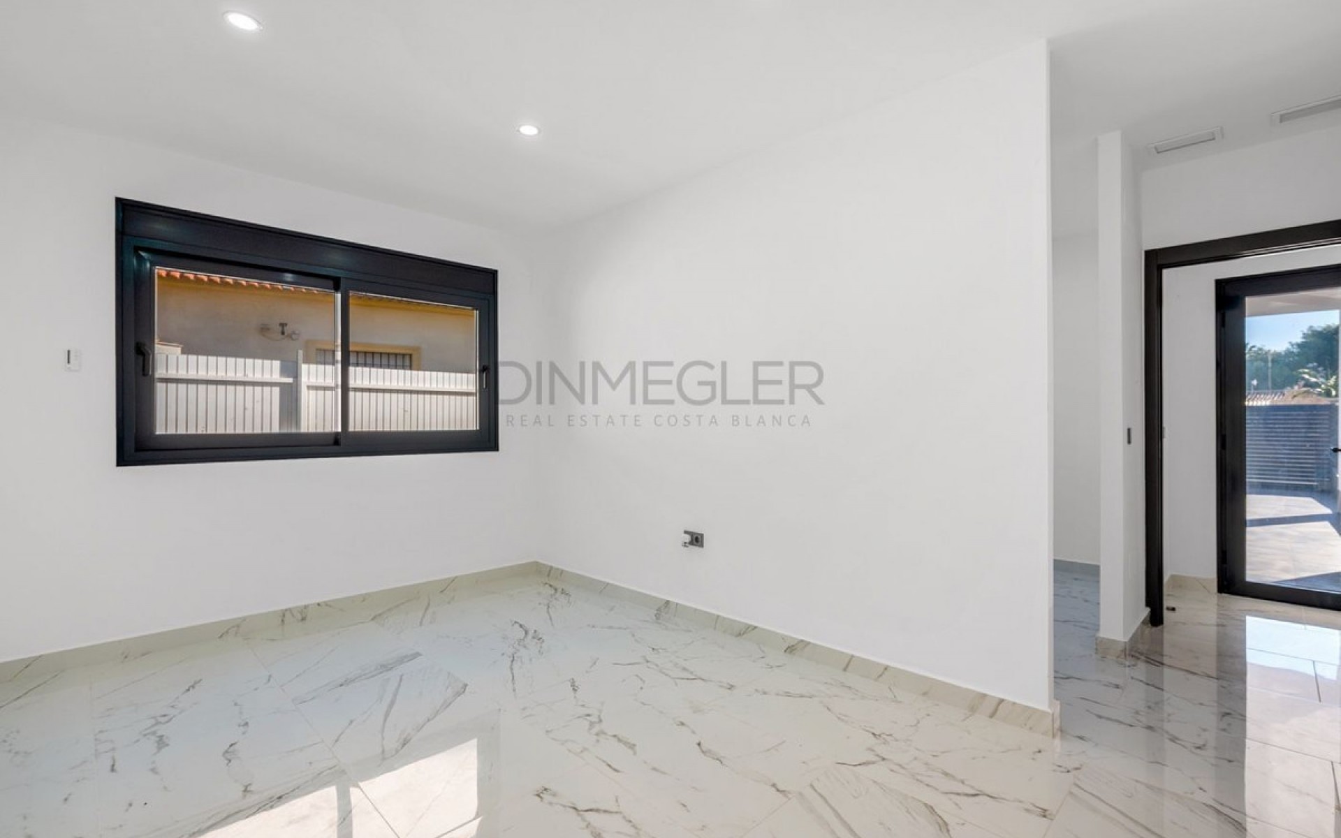  - Villa - 