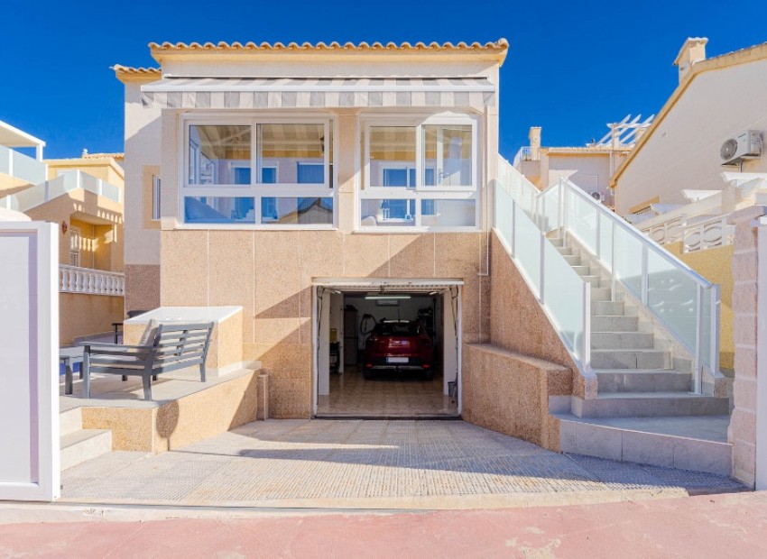  - Villa - 