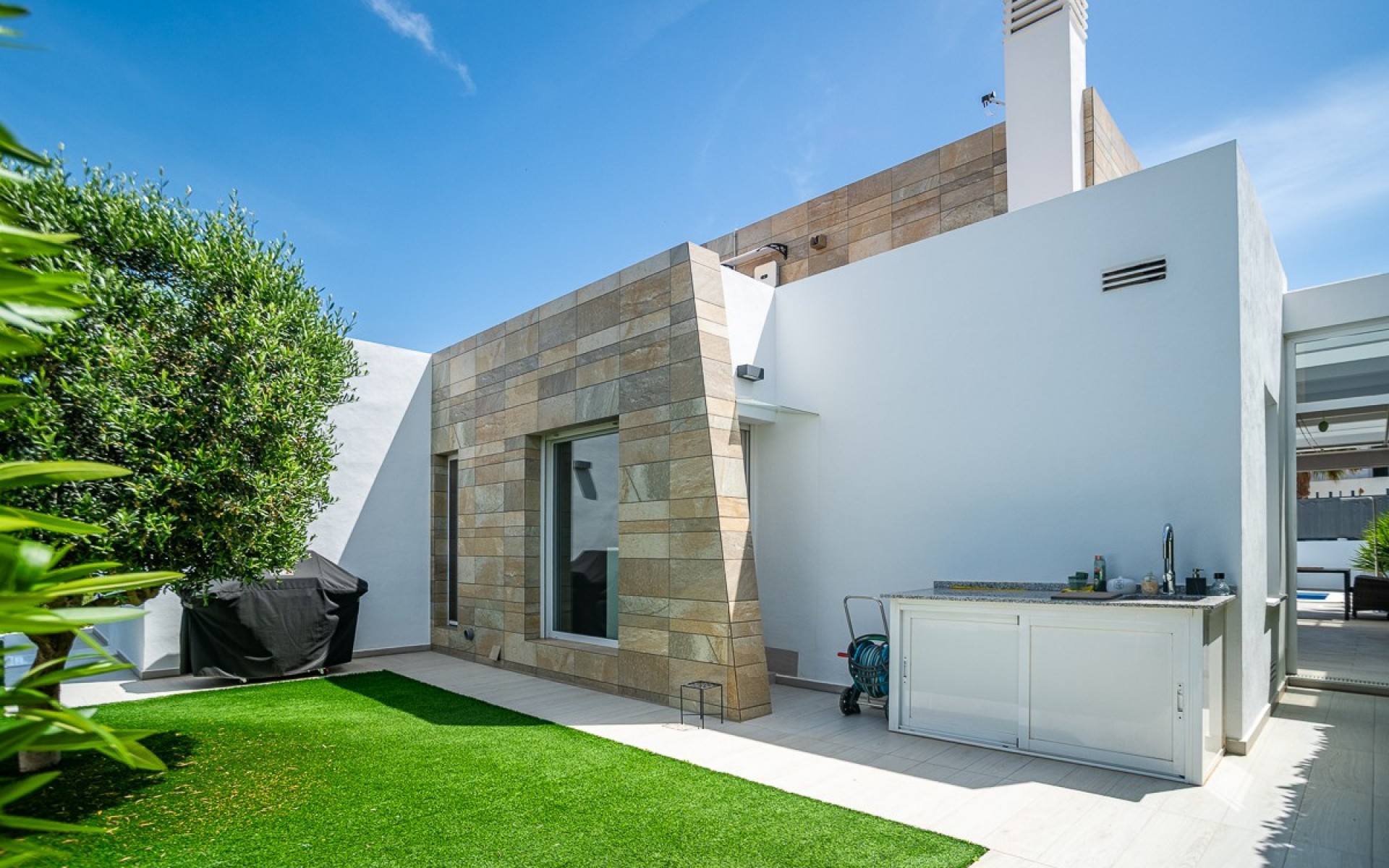  - Villa - 