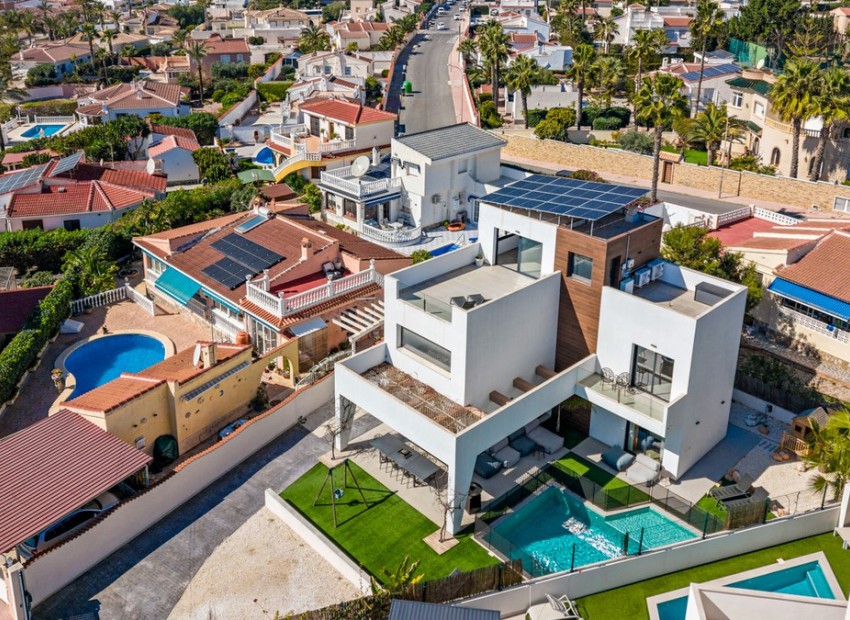  - Villa - 