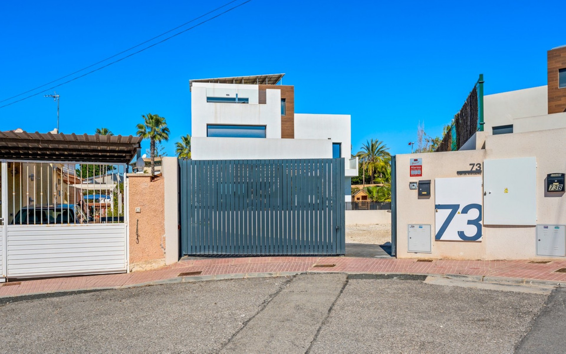  - Villa - 