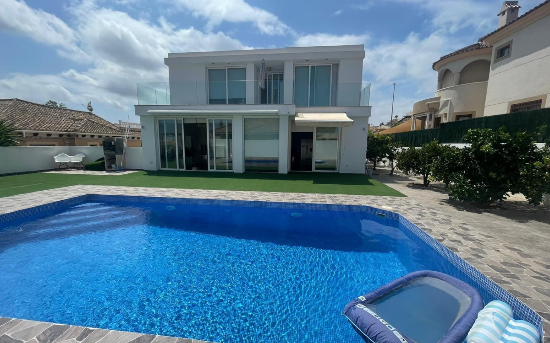  - Villa - 
