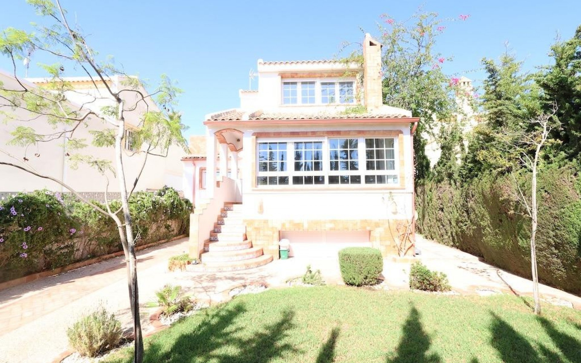  - Villa - 
