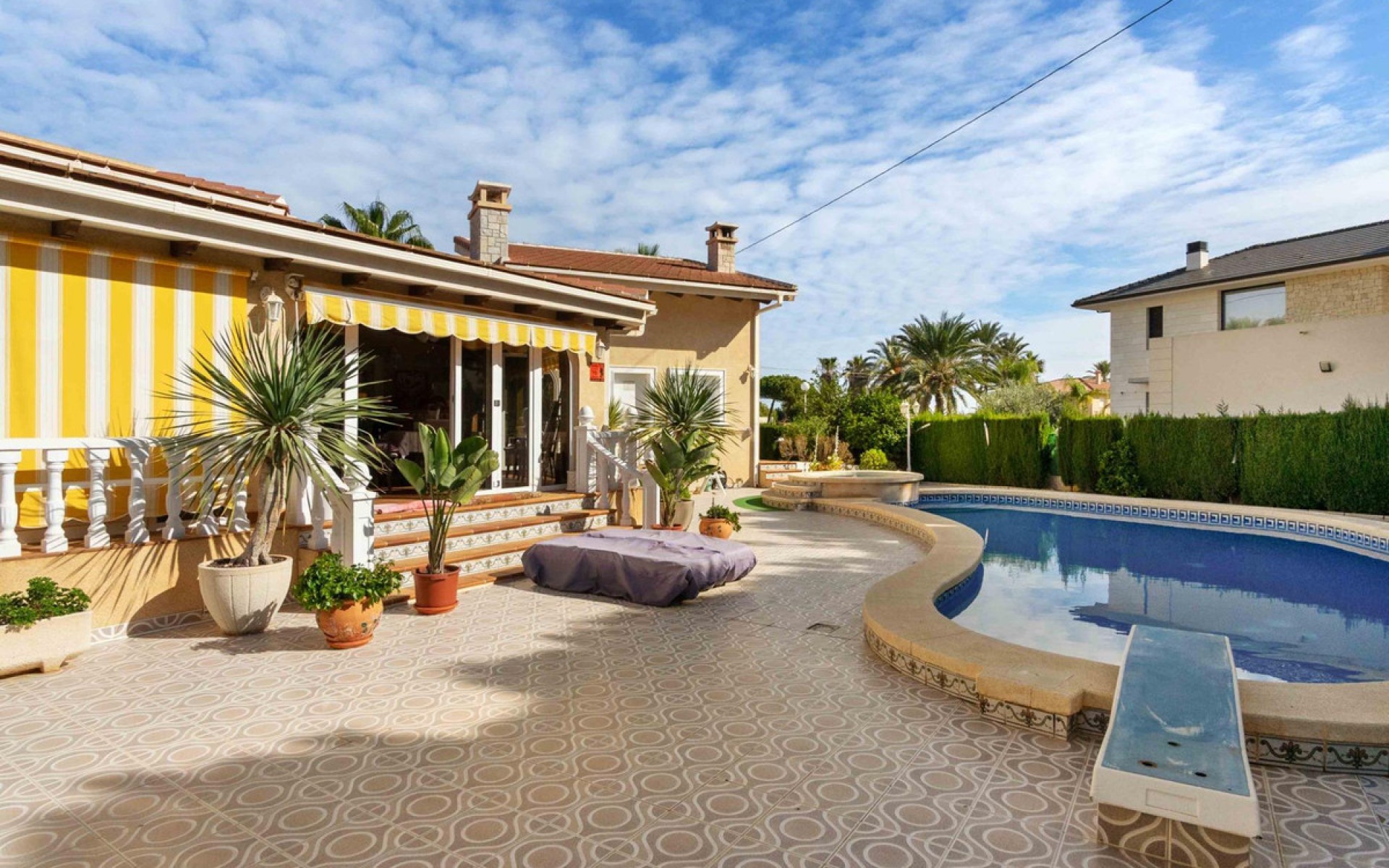  - Villa - 