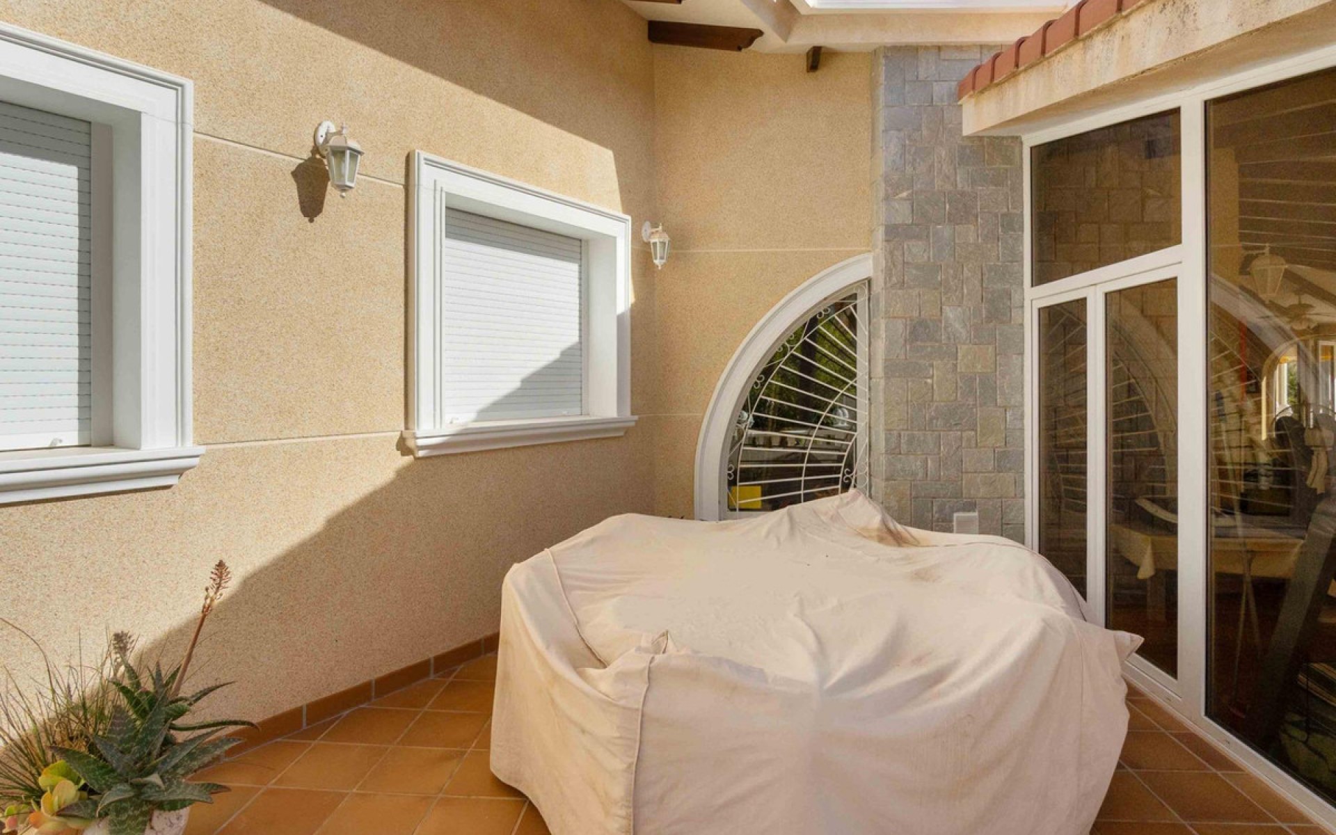  - Villa - 