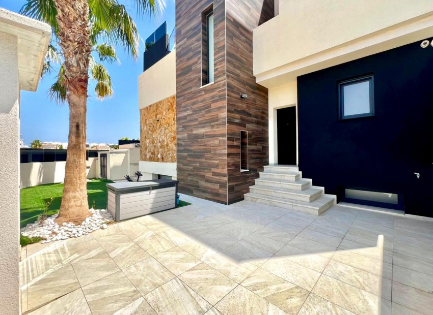 - Villa - 
