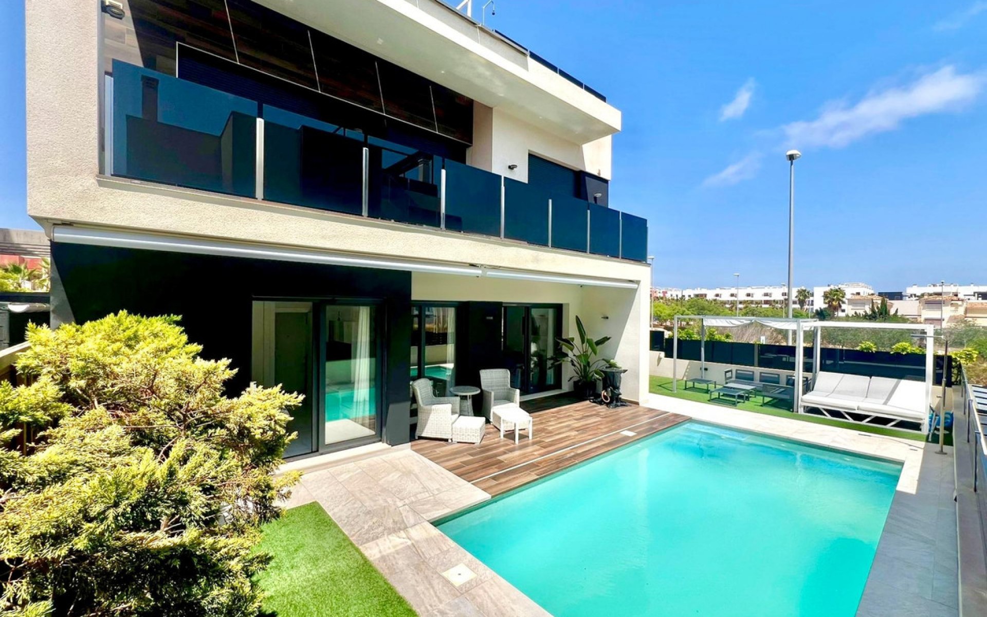  - Villa - 