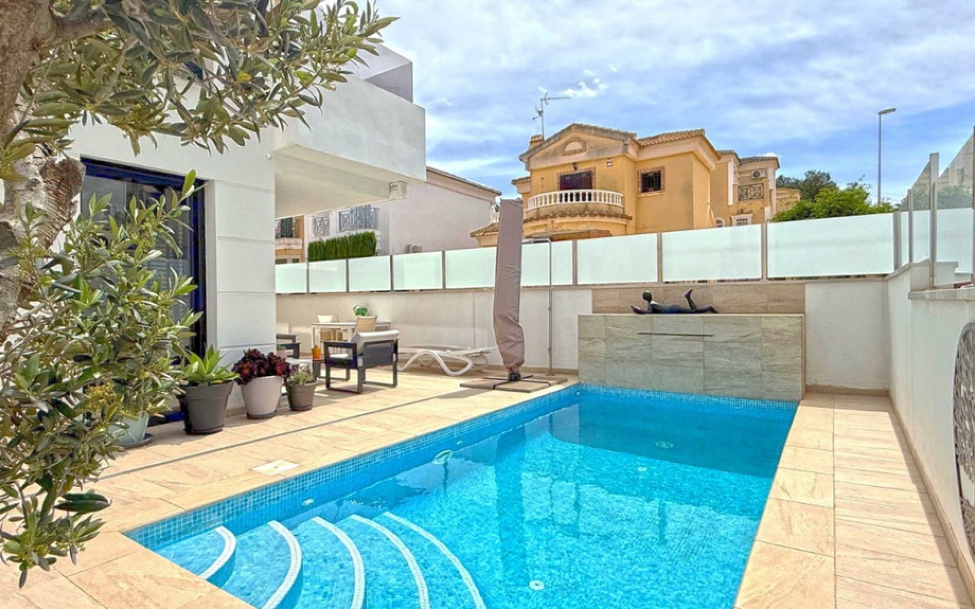  - Villa - 