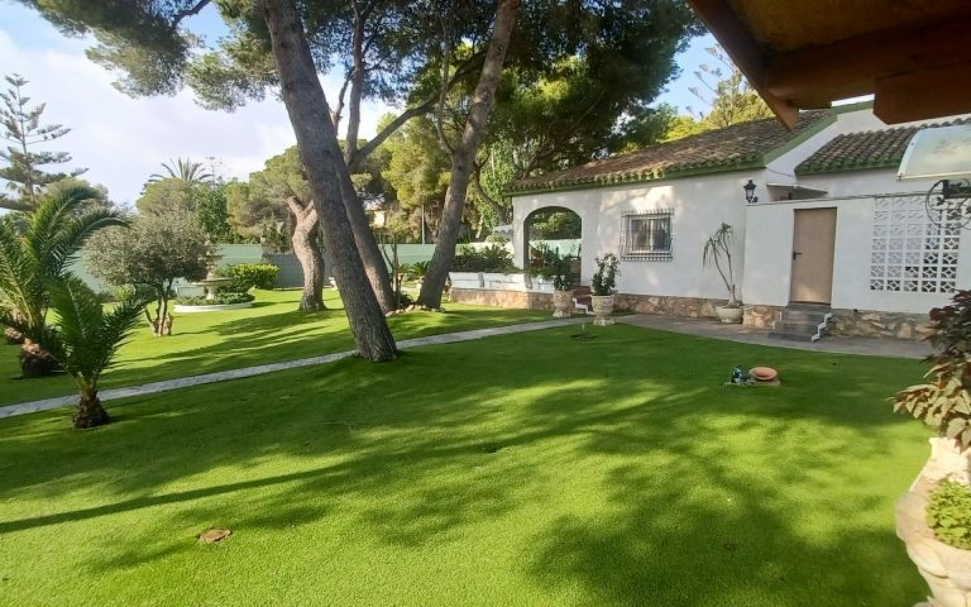  - Villa - 