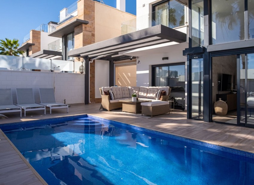  - Villa - 