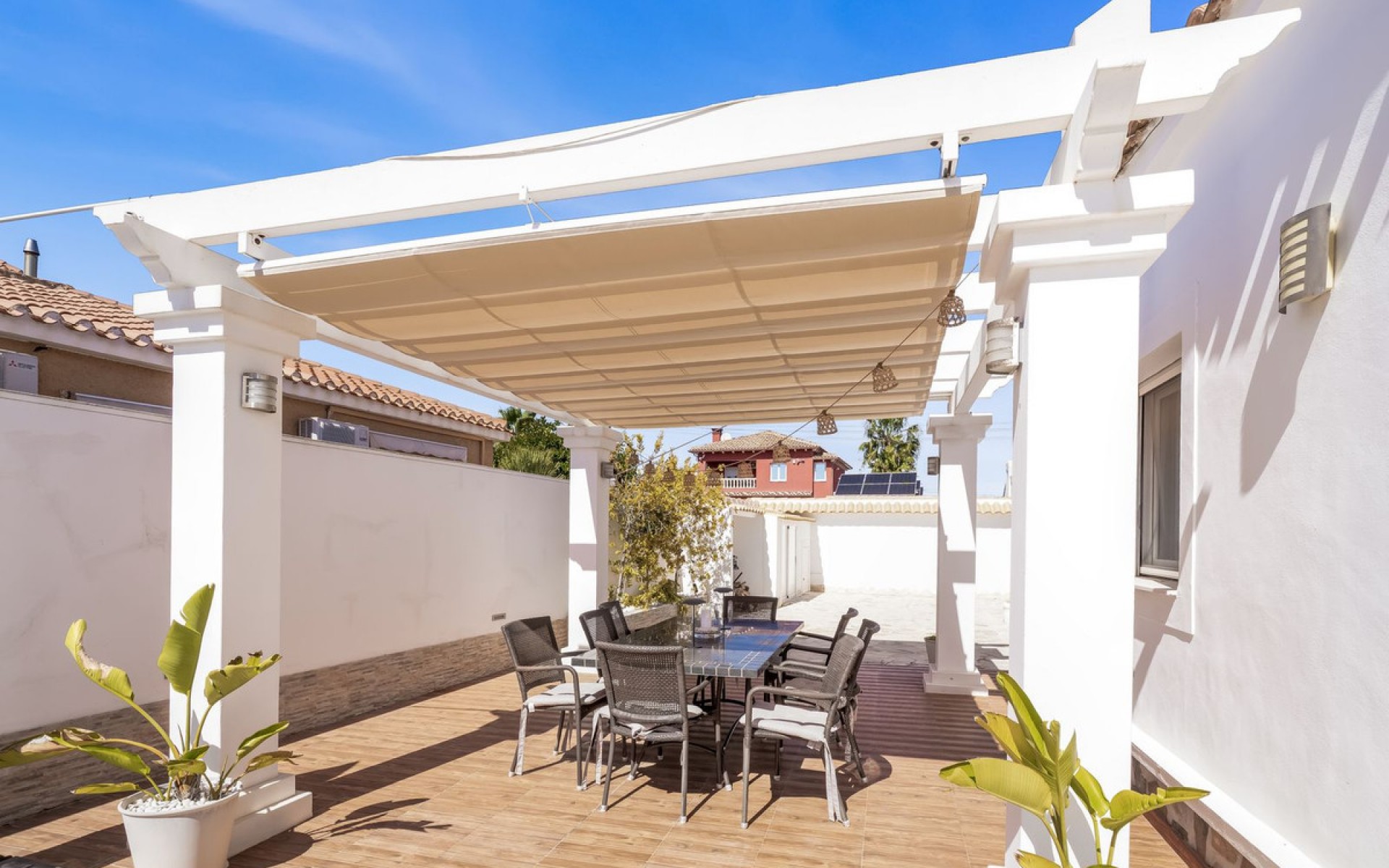  - Villa - 