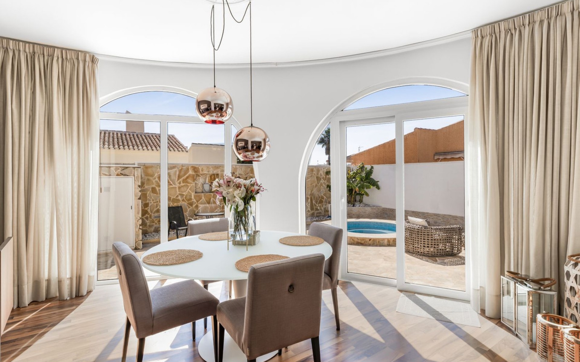  - Villa - 