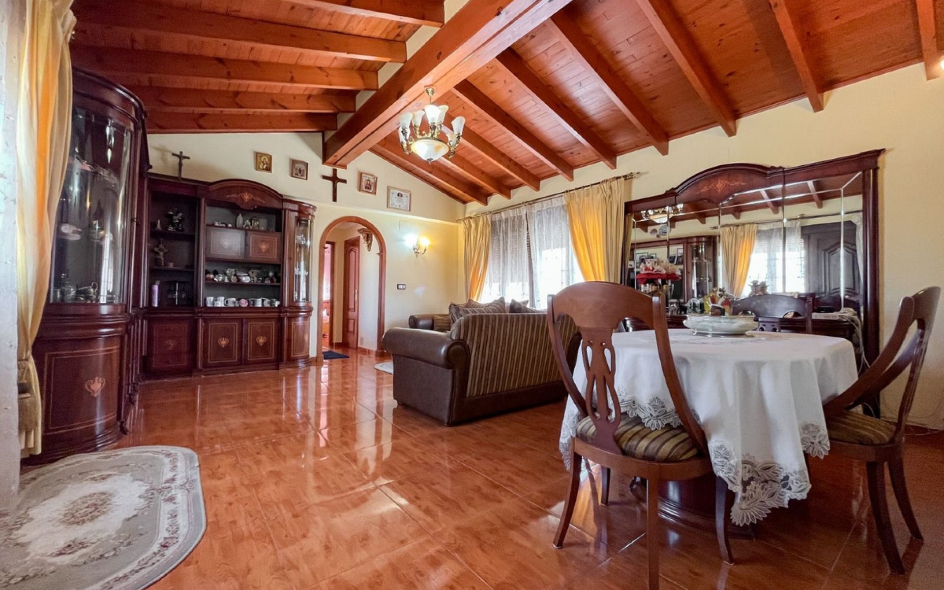  - Villa - 